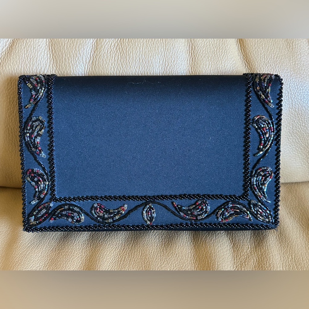 🍇Vintage beaded clutch purse